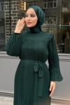 ŞEYDA ŞİFON PİLİSELİ ELBİSE Zümrüt